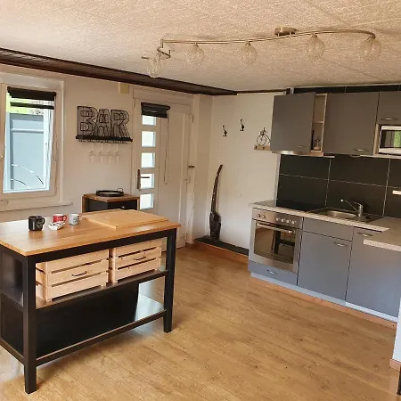 Apartment Le Petit Beurre De Cacahuete Et Le Poivre Et Sel